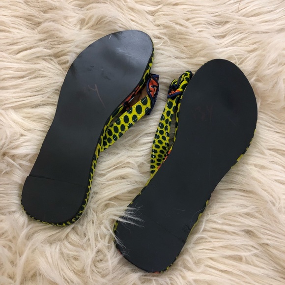 Versace 'Classic' colorful flip flop sandals - Picture 3 of 5